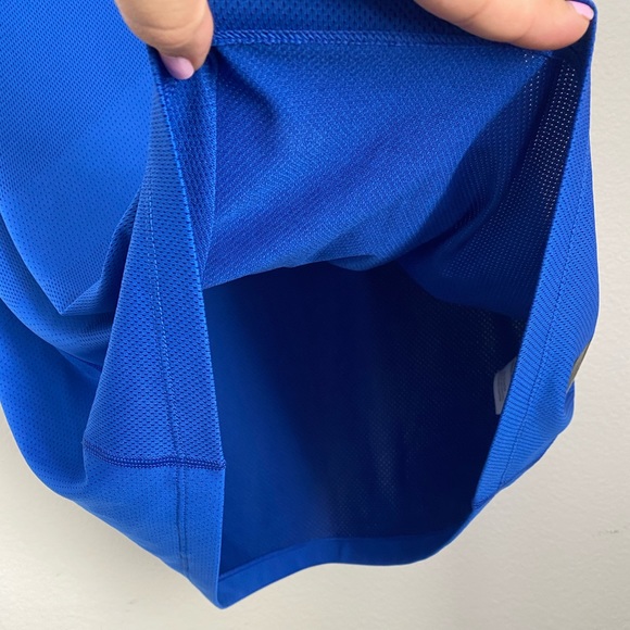 SOLD    Nike • Champion Short Sleeve Shirt - Picture 9 of 13